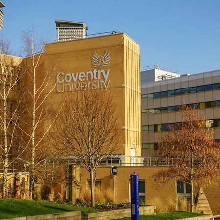 Вилла Comfortable Town House In Coventry City Centre Экстерьер фото